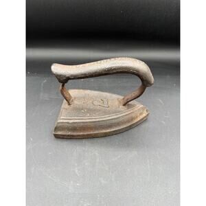 Antique ""Sad Iron"" #7 - Cast Iron Rustic Decor